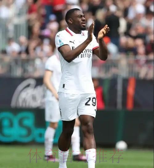 皇马准备以1.2亿欧元签下米兰边锋莱奥