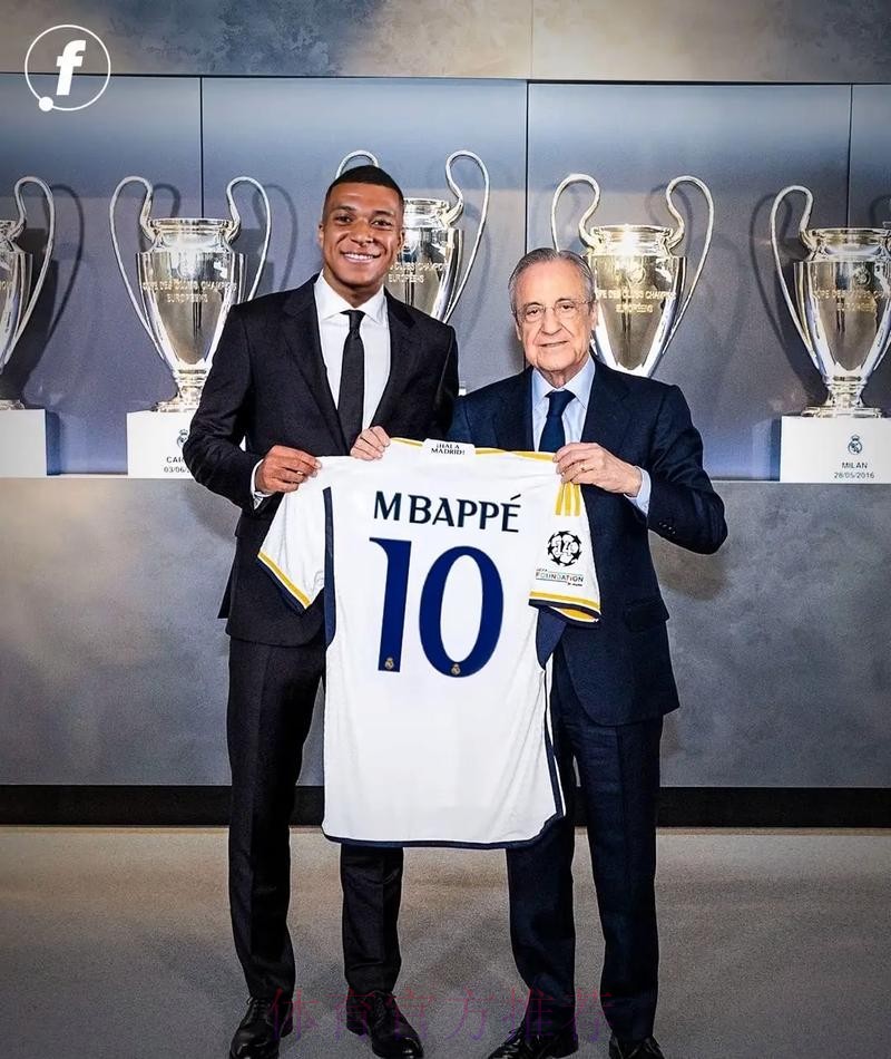 记者:皇家马德里高层确信姆巴佩今夏会加盟 记者:皇家马德里高层确信姆巴佩今夏会加盟